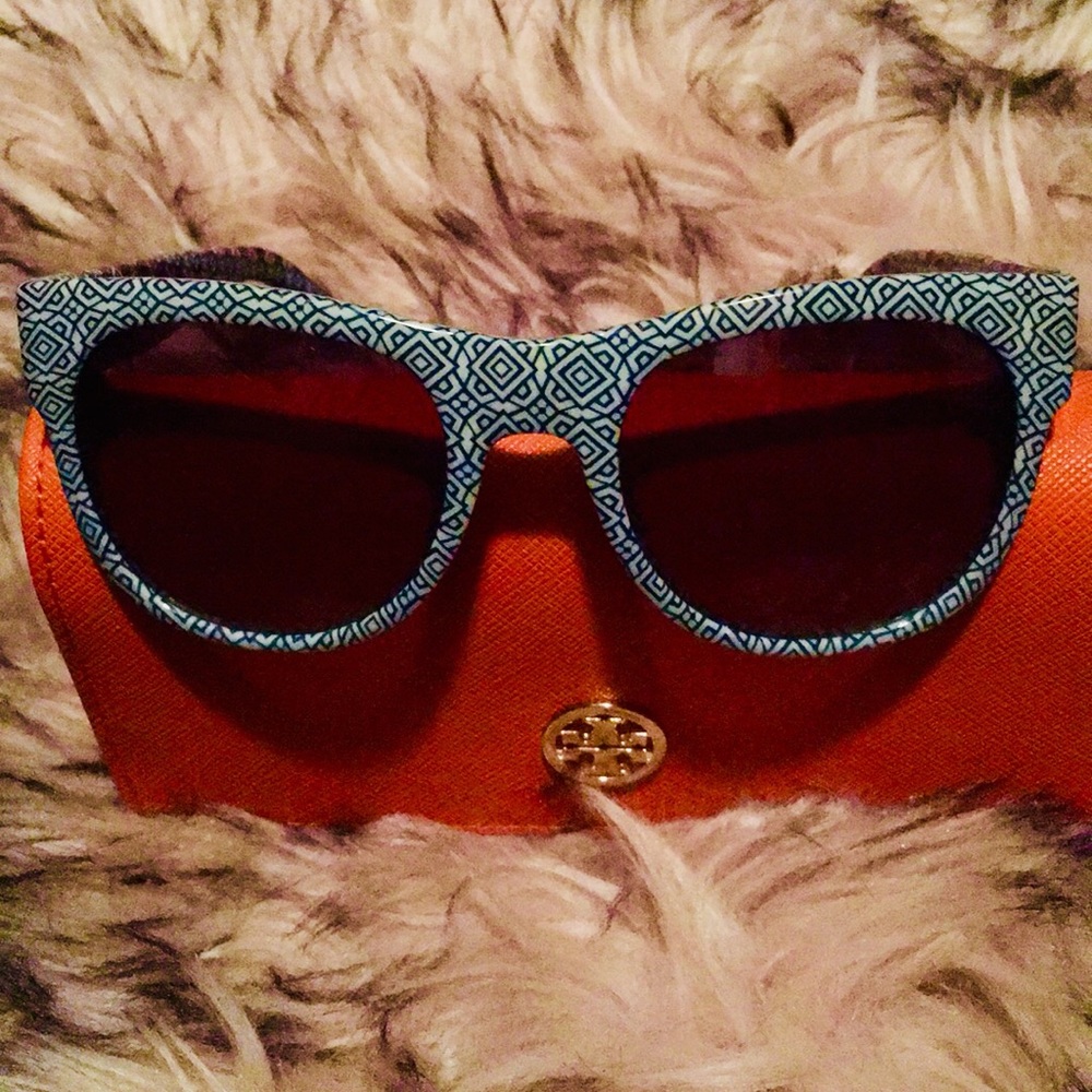 Tory Burch Sunglasses 😎